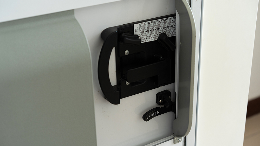 Airow auto Safety Point Lock L - огляд і ціна Door Lock